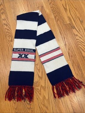 New England Patriots NFL Super Bowl XX (20)  Red White Blue Fringed Scarf 1986